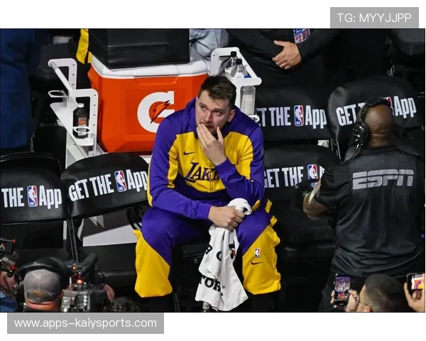 帕金斯：可以肯定地说，东契奇里夫斯是目前联盟最强双人组，东契奇绝杀排行